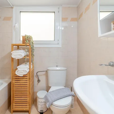 Frida Apartamento Rhodes City